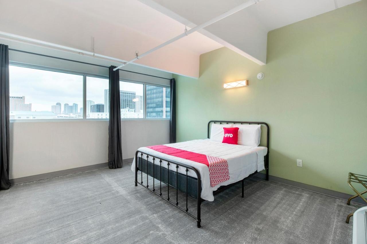 Oyo Hotel & Apartments Houston Galleria Экстерьер фото